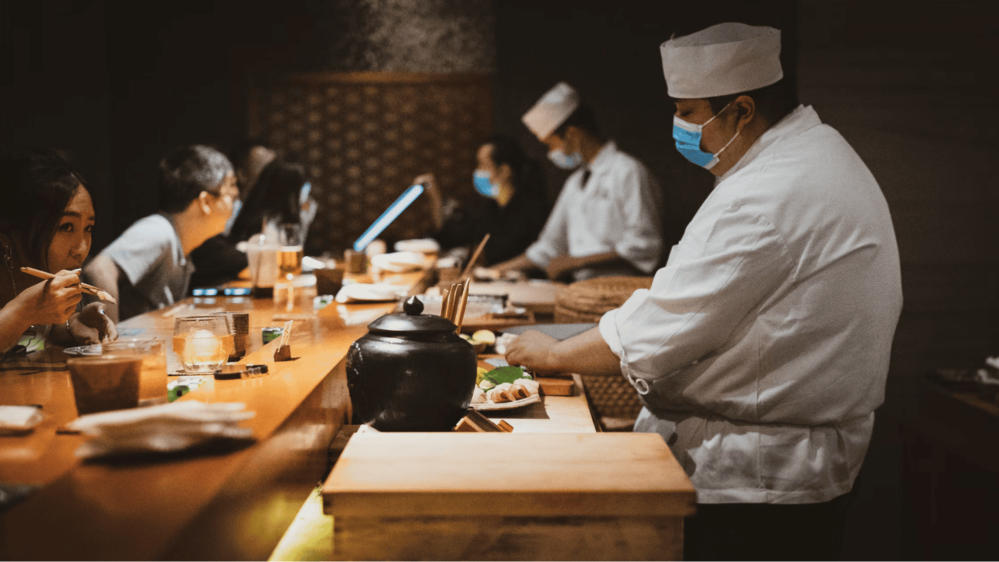 Japanese Etiquette for Travelers: Dining Rules and Social Expectations